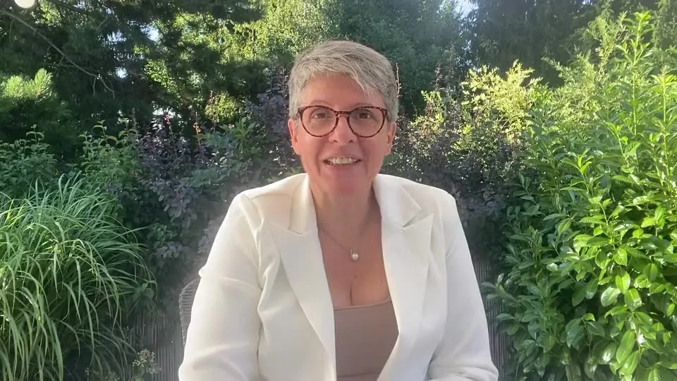 Marcela Kramářová na zahradě